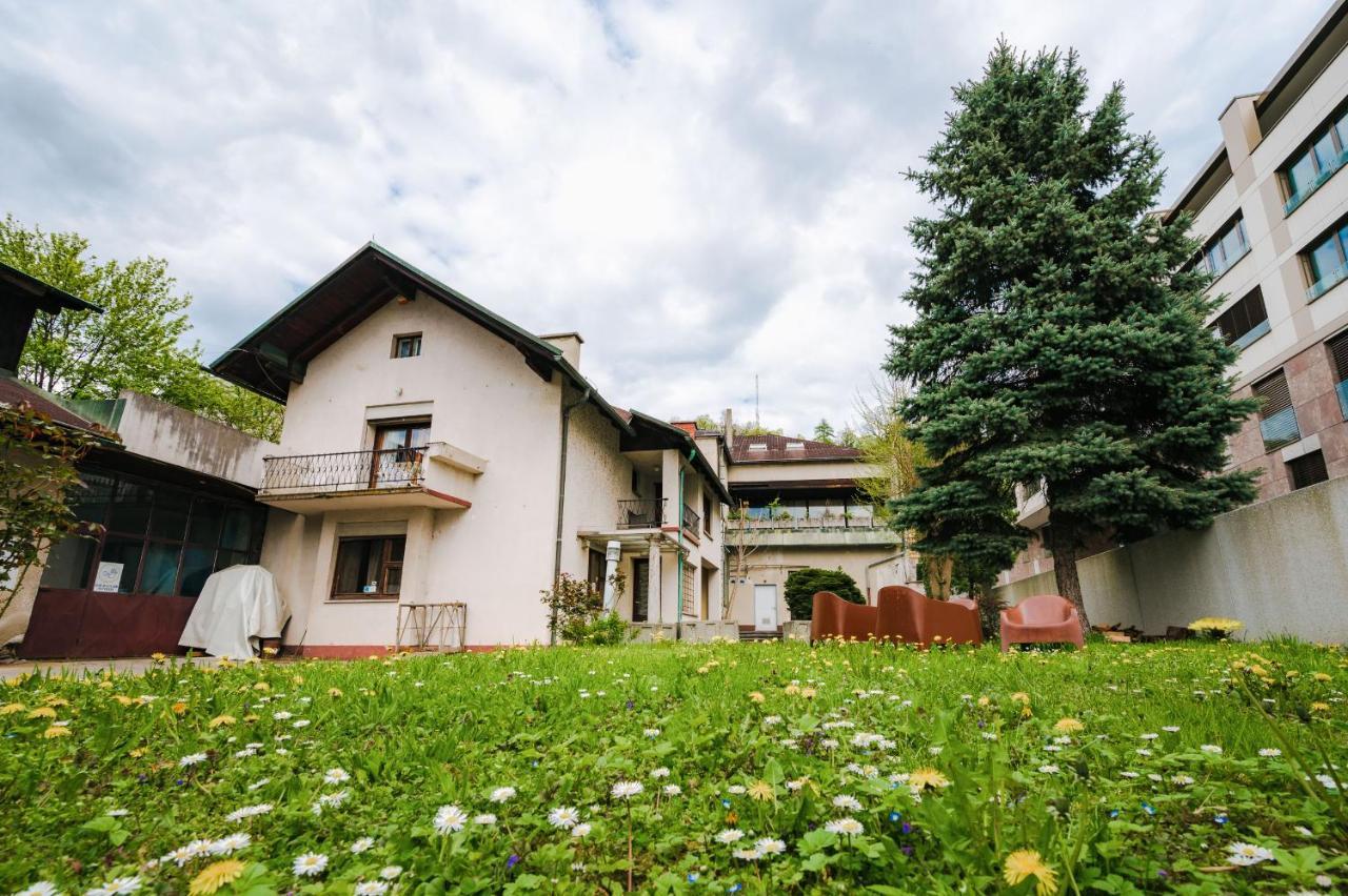 Pi House Villa Ljubljana Bagian luar foto